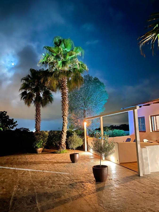 Villa Only Adults 2 Pax - Piscina Privada - A/C - Wifi - Bbq บลาเนส ภายนอก รูปภาพ